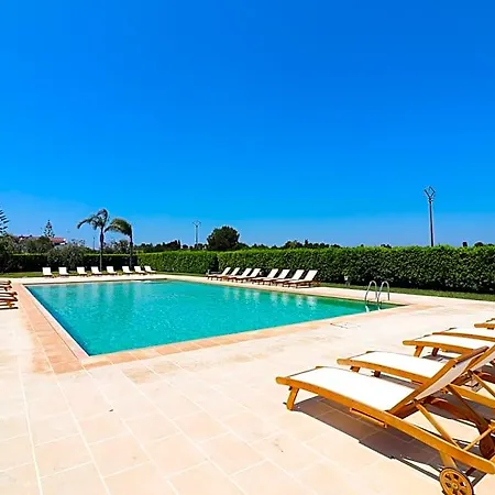 Отель Casa Primitivo Di Manduria Torre Santo Stefano